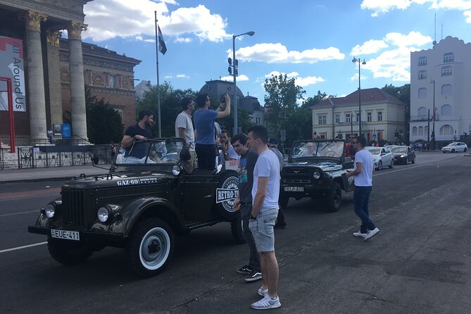 Budapest: Private City Tour with a Vintage Russian Jeep - Jewish Quarter + Dohány Street Synagogue + Ruin Bar Area Energy