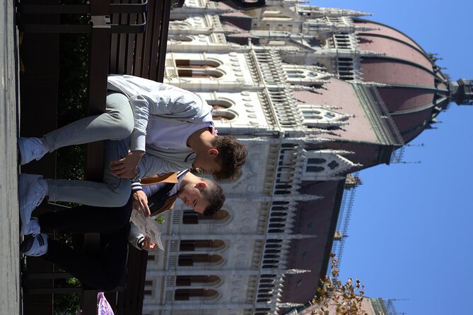 Budapest Private Guided Tour with Photoshoot - Big(3hrs) - Vörösmarty Square and Gerbeaud Cafe: photos plus metro trivia