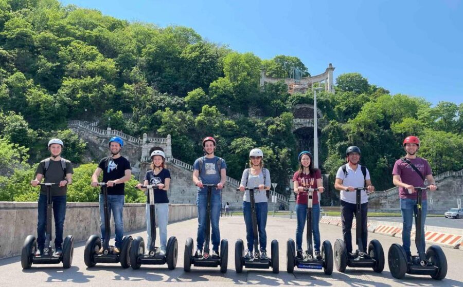 Budapest: Quick Ride on Riverside - 30 Min Segway Tour - The first minutes: training that keeps you in control