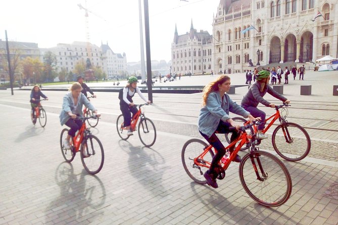 Budapest relaxed bicycle tour at sunset - Shoes on the Danube Bank: why this stop lands so hard at dusk
