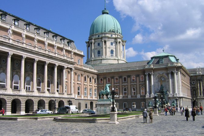 Budapest Roundtrip Private Airport Transfer - Reliability you can feel: punctuality and real-world communication
