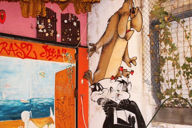 Budapest Ruin Bars Evening Walking Tour with Drinks & Snacks - The guides make or break the vibe