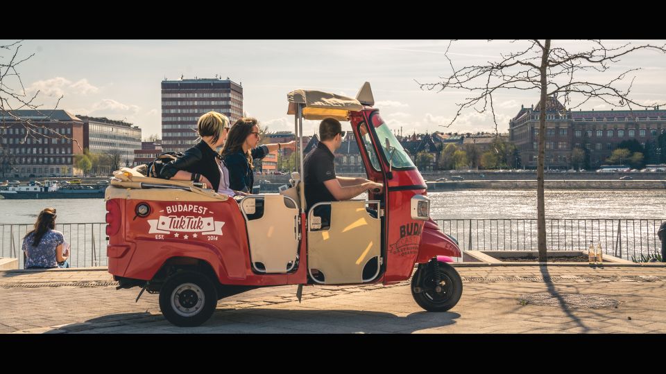 Budapest: Scenic Tuk Tuk Tour - Downtown hotel pickup and the value of a private pace