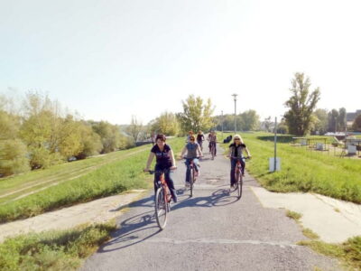 Budapest: Self-Guided Bike Tour to scenic Szentendre - The Danube Bicycle Trail ride: 25km of sights, shade, and break spots