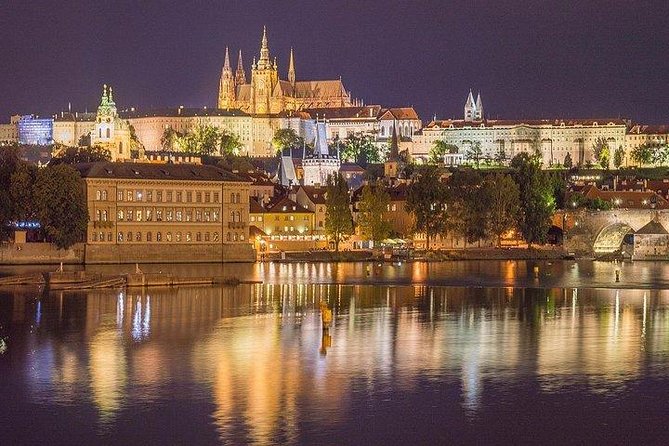 Budapest to Prague Private transfer with 2 hour sightseeing stop - Best fit: who will love this transfer
