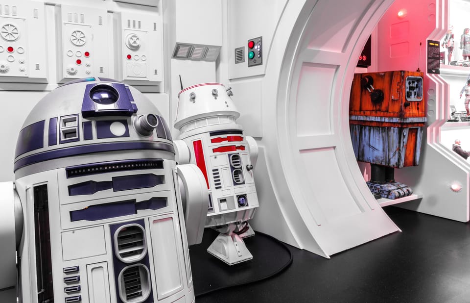 Budapest: Travelling Galaxy Star Wars Interactive Exhibition - Who Should Book Travelling Galaxy in Budapest