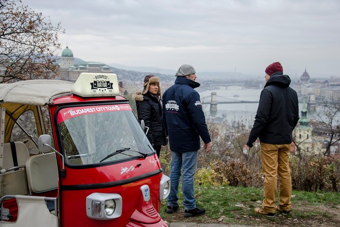 Budapest Tuk Tuk Tour with House of the Unicum Distillery Visit - Széchenyi Medicinal Bath area and the rhythm of the Jewish Quarter edge