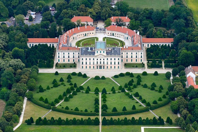Budapest-Vienna One-Way Sightseeing Transfer - Key highlights worth planning around