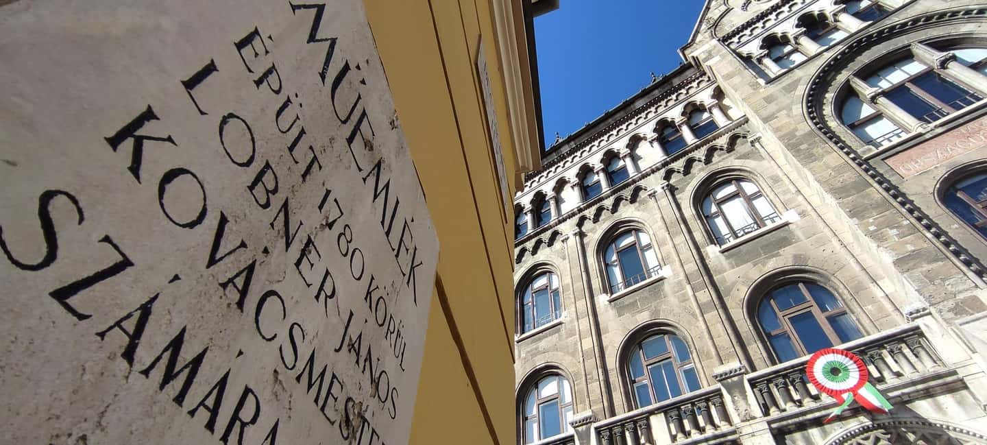 Budapest: Walking Tour in the Buda Castle District - Price and value: what $23 buys (and what it doesn’t)