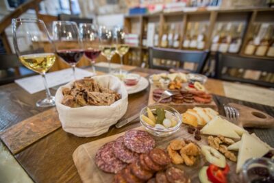Budapest: Wine, Cheese, and Charcuterie Tasting - The 90-Minute Flow: How You Learn Hungarian Wine Fast