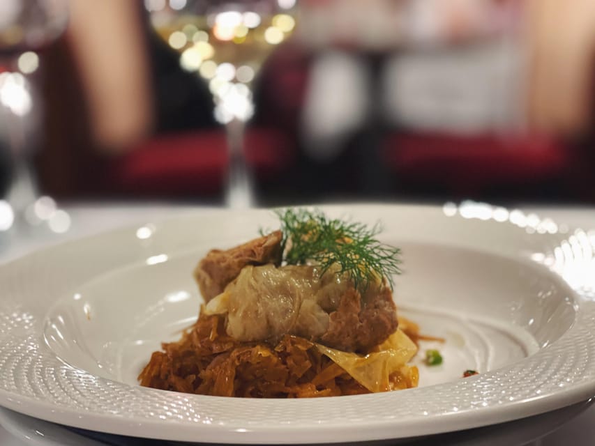 Budapest: Wine & Dine Cruise on the Danube - Why this Danube cruise feels like a Hungarian food night
