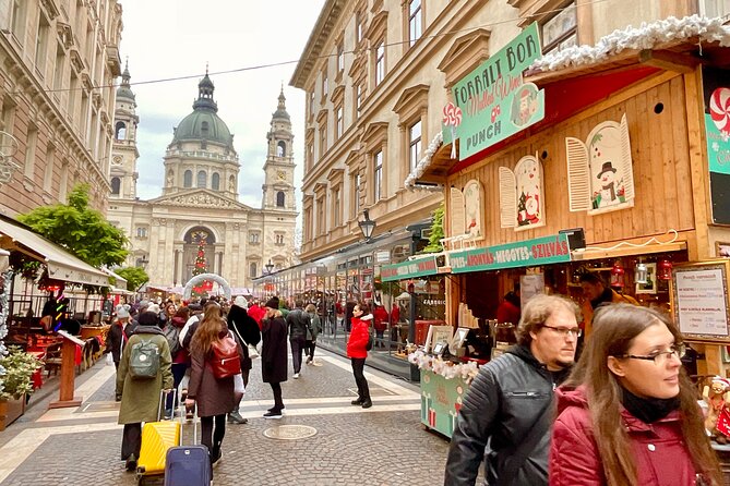 Budapest Wonderland - A Christmas Market Tour with Chimney Cake & Mulled Wine - Chimney cake and mulled wine: included, but still worth your attention