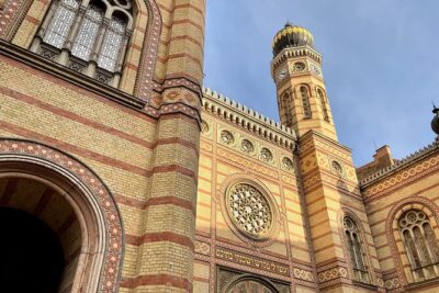 Budapest's Greatest Hits - Full Day Tour with Lunch & Metro Pass - How the day flows: from grand squares to the Danube views
