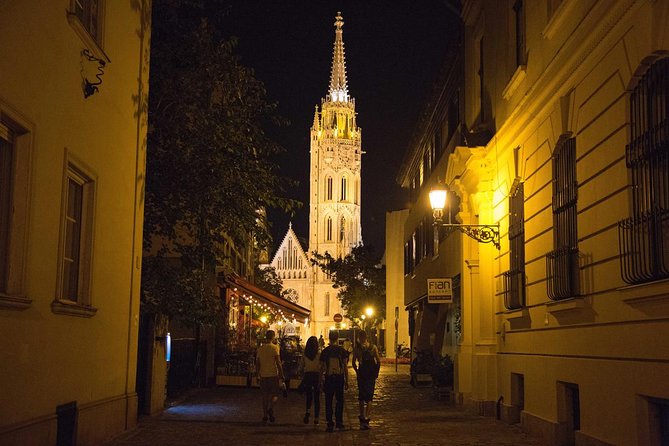 Castle District tour with Matthias Church Ticket & Cake & Coffee - Matthias Fountain and the funicular choice