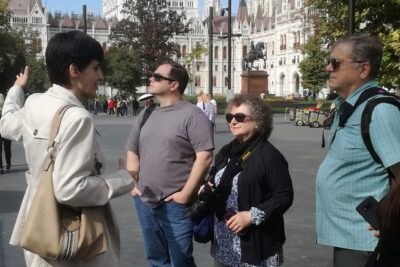Communist Budapest Walking Tour - Bem József Square and the first wave of 1956