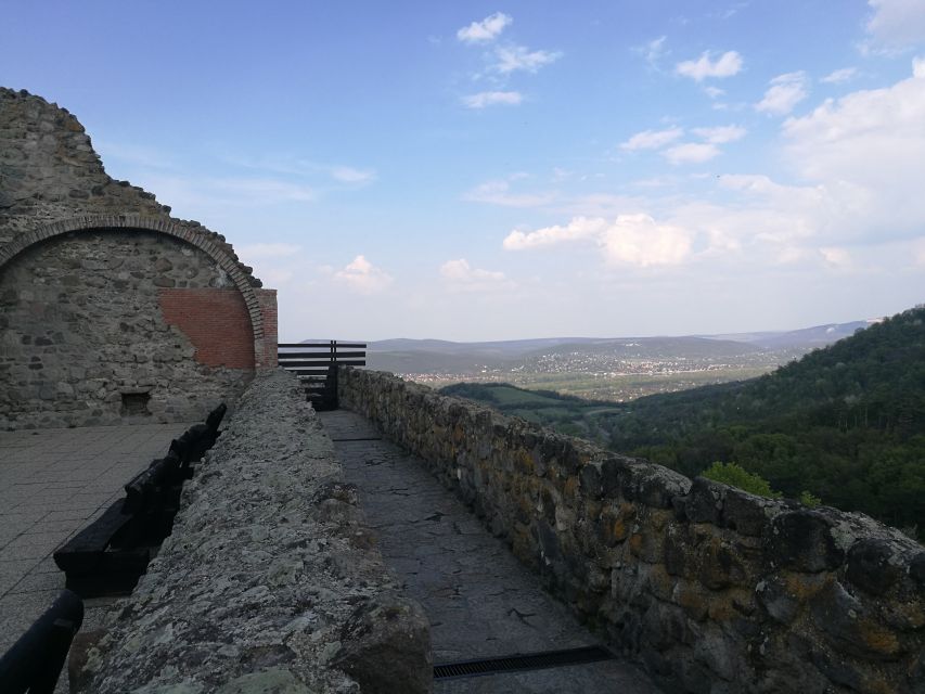 Danube Bend: Private 8-Hour Full Board Tour from Budapest - A Real 3-Course Hungarian Lunch in the Middle of the Day