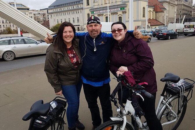 E-Bike Guided Tour in Castle Hill Budapest - St. Stephen’s Basilica: the dome and the mummified hand