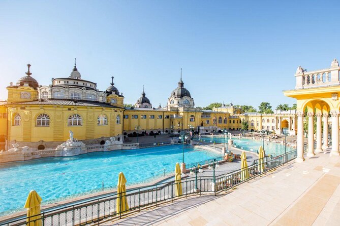 Entrance to Szechenyi Spa in Budapest - Key points at a glance