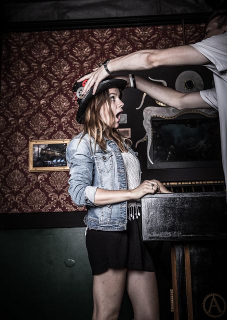 Escape Rooms by PanIQ Room in Budapest - Planning Your One-Hour Detective Game at PanIQ Room