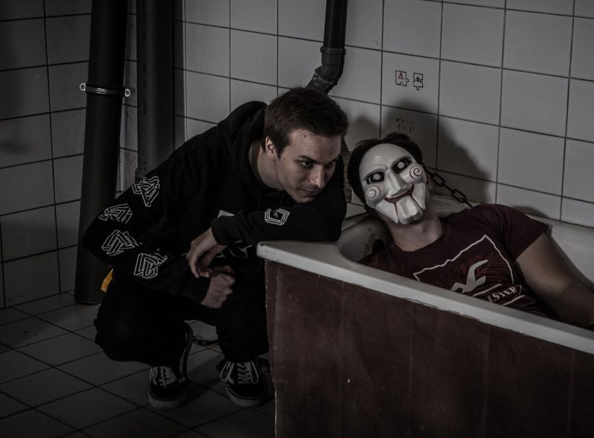 Escape Rooms by PanIQ Room in Budapest - Choosing Between 13 Stories: Jungle, Ancient Artifacts, and Saw-Style Horror
