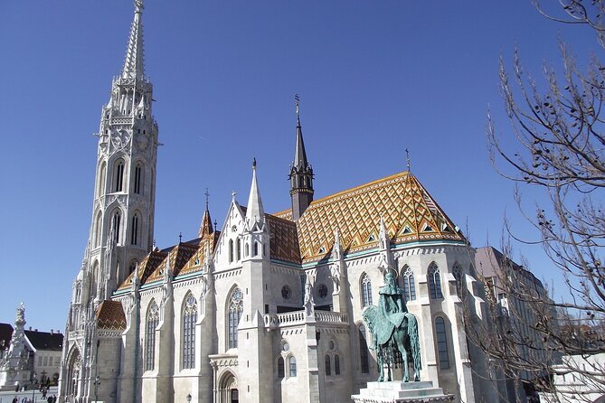 Essential Walking Tour - Sandor Palace and guards: a royal-era detail stop
