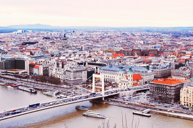 Exclusive Budapest City Tour by Luxury Car - Half Day - The 3-hour Budapest sightseeing block: comfort-first sightseeing