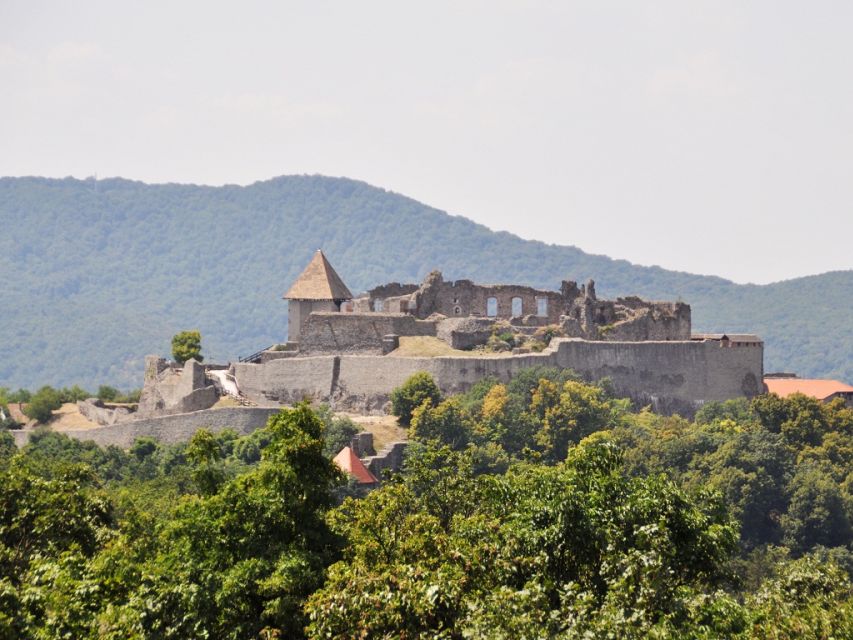 From Budapest: Full-Day Danube Bend Tour with Lunch - Returning to Budapest: Danube Boat vs Bus (and Why Season Matters)