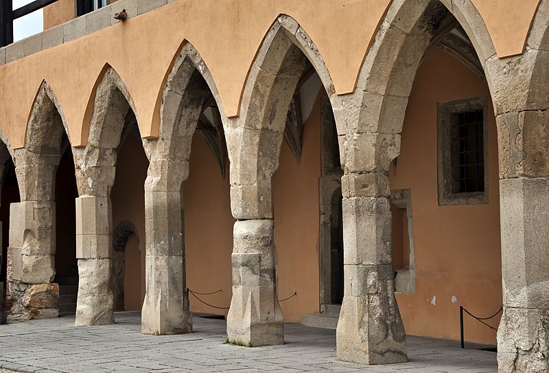From Budapest: Guided Tour of Eger with Wine Tasting - Bishop’s Palace and the Minorite Church: baroque details you can actually notice