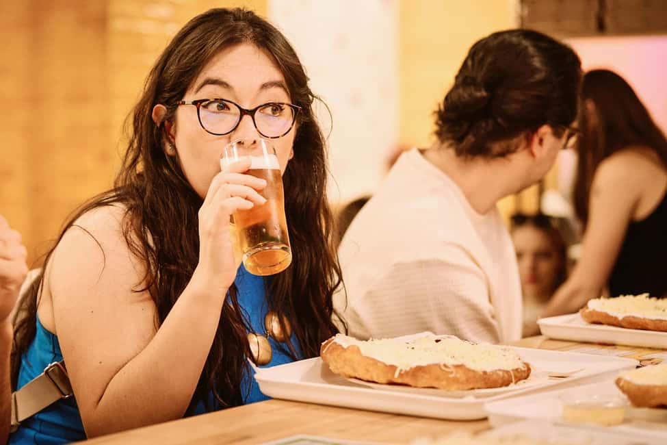 Guided Tipsy Food Tour with Drinks Included in Budapest - Service and Guide Style: Why the Names Matter
