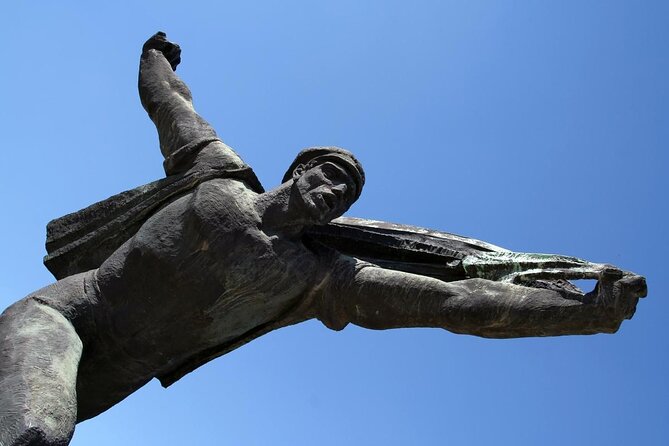 Guided Tour with Admission in Memento Park - The Guided Walk: How the 70-Minute Tour Makes the Park Click