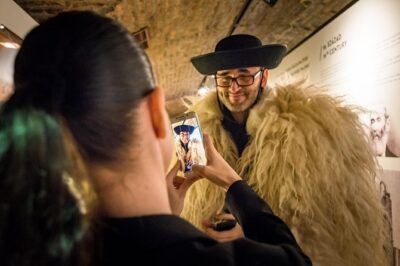 Hungarian Gastro Cellar: Assisted Tasting Options - Choosing between pálinka, wine, or handmade extras