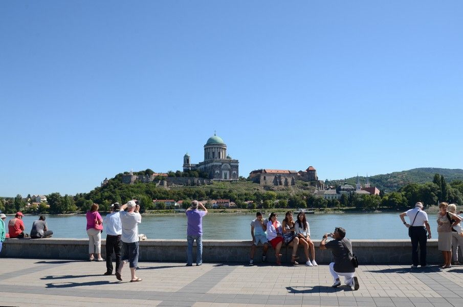 Hungary: Full-Day Private Danube Bend Tour - Key Things I’d Bookmark About This Private Danube Bend Tour