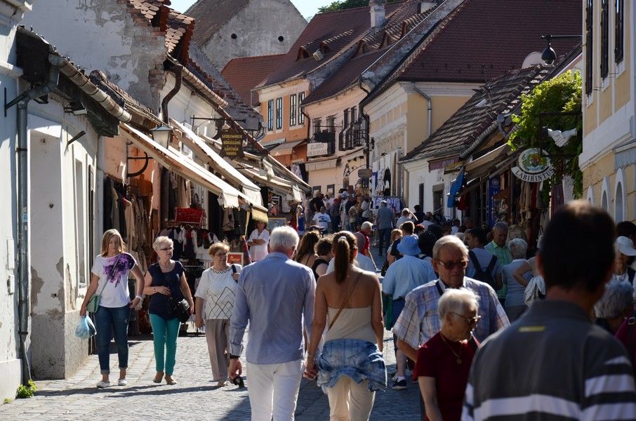 Hungary: Full-Day Private Danube Bend Tour - Hotel Pickup From Anywhere in Budapest
