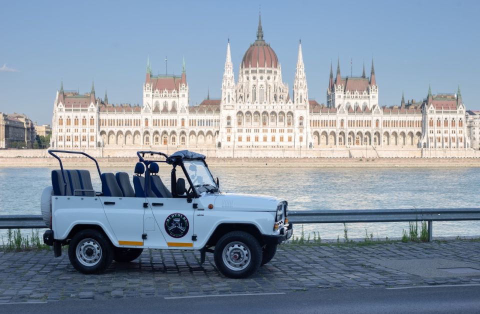 Iconic Budapest tour with Classic Russian Jeep and G-Wagon - Gellért Hill and Citadella: The Viewpoint Start That Makes Everything Click