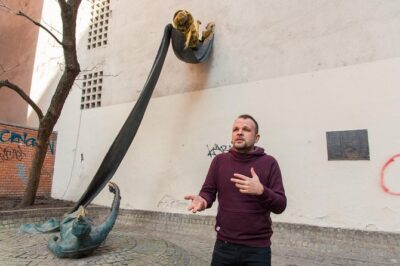 Jewish Heritage in Hungary with a Historian - Route in real order: Erzsébet tér to Gozsdu Udvar