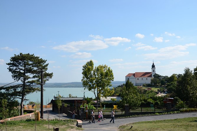 Lake Balaton & Cruise - Meeting Point in Budapest: Keep It Simple, Skip the Taxi Guesswork