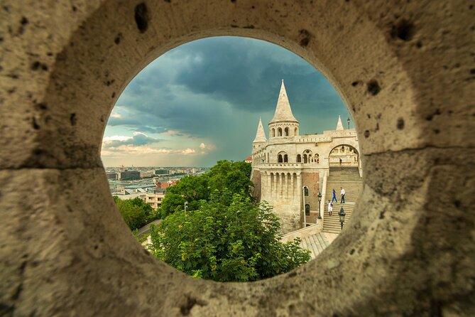 Live virtual walking tour in the Buda Castle quarter - Leaving the royal core: residential streets and the first Jewish quarter of Buda