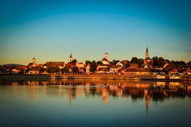 Luxurious, private day cruise with a waterlimousine to Szentendre - Price and what you actually get for $526.35