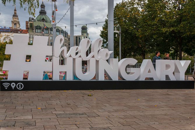 Orientation walk in Budapest - A Simple, Smart Way to See Central Budapest in Two Hours