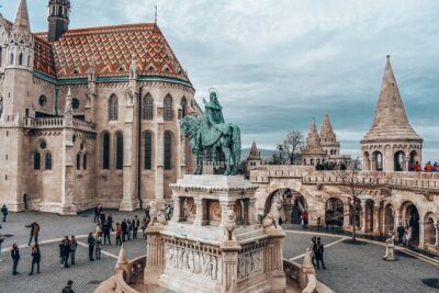 Original Budapest Alternative Street Art & Jewish Tour - Meeting at St. Stephen’s Basilica and Getting Your Bearings Fast