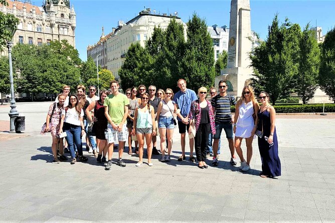 Original Budapest Alternative Street Art & Jewish Tour - Stop 4: Színes Esernyők and the Colourful City Idea in Real Walls