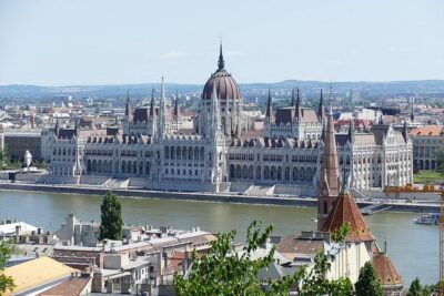 Private 4-hours City Tour of Budapest with private guide and Hotel Pick-up - St. Stephen’s Basilica: A Big Interior Choice (and a Ticket Check)