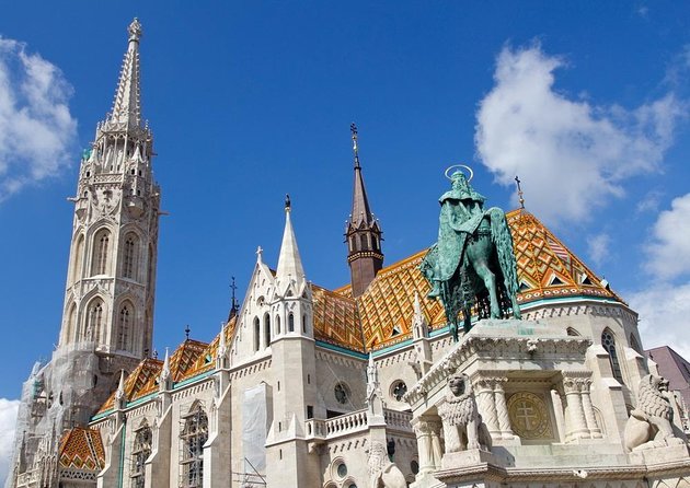 Private Buda Castle Walk with Entry to Matthias Church - Key things I’d pay attention to