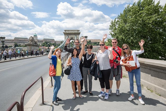 Private Budapest All In One Walking Tour with Strudel Stop - Szechenyi Baths: a thermal-bath peek that teaches bath culture