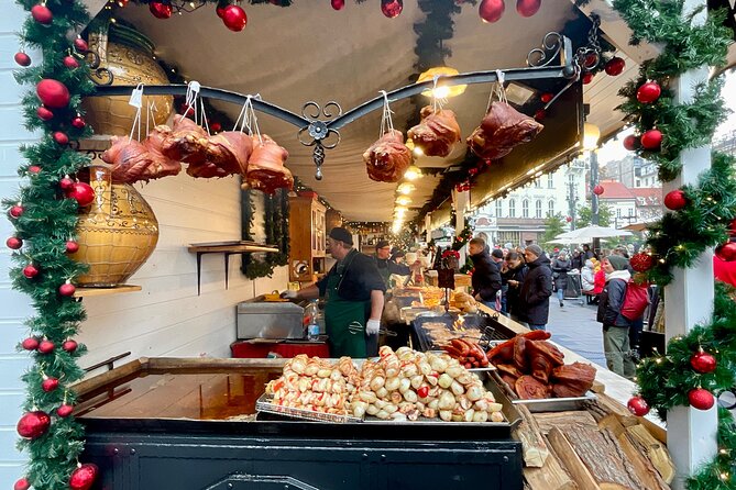 Private Budapest Christmas Market Tour with Chimney Cake & Mulled Wine - Food and Drink: Mulled Wine and Chimney Cake as the Real Win