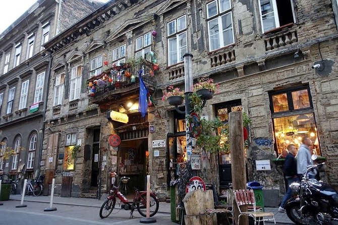 Private Budapest Ruin Bar Tour with Local Drinks & Street Food - Stop by stop: drinks, snacks, and what makes each venue visit worthwhile