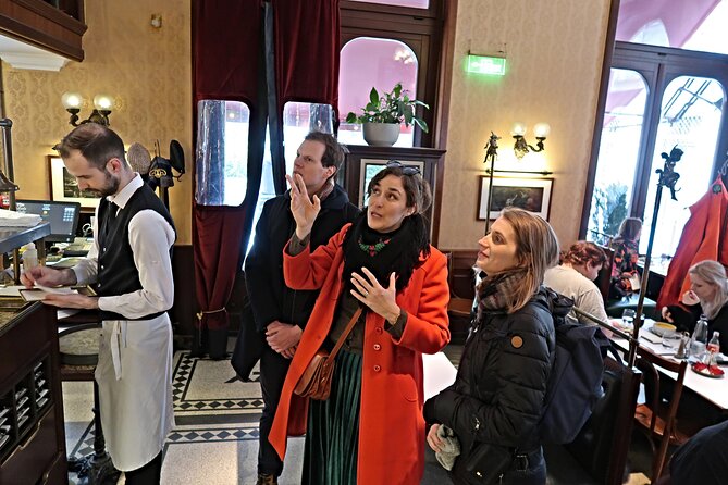Private Café Wandering: Excursion through Budapest’s Belle Epoque - Museum Café since 1885: Zsolnay porcelain and a guest-book time machine