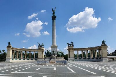 Private city tour by van - Price and Logistics: What $181.48 Really Covers