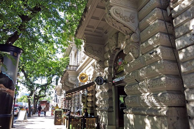 Private City Tour in Budapest 6 hours - Jewish Quarter orientation: synagogues, streets, and a respectful pace