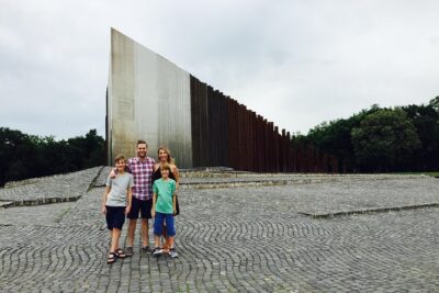 Private Communist Budapest Tour - Szabadság tér and the Soviet Red Army memorial next to the U.S. Embassy